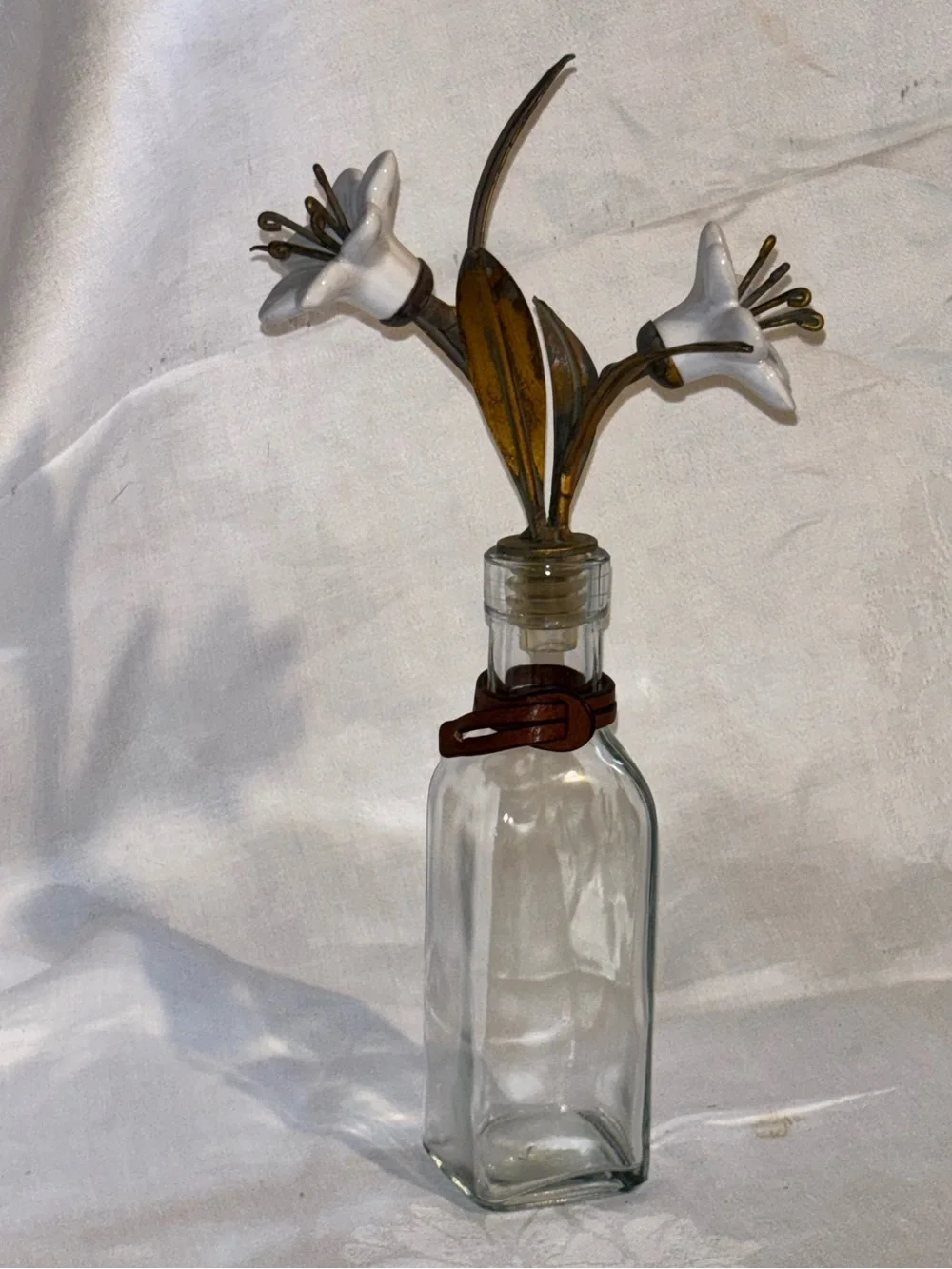 Vintage Tole Gilt Metal Porcelain Lily French Style Flower Glass Bottle Stopper